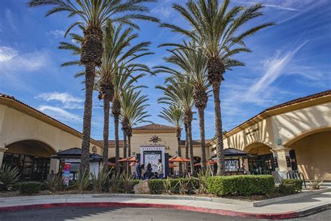 camarillo premium outlet.